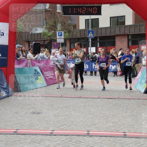 10.05.2026 - 8. Wedeler Halbmarathon Yannick Fuchs http://msf.ph/oto/9728466 10.05.2026 11:42:39 Ziel 458, 581, 589, 2035 meine-sportfotos.de
