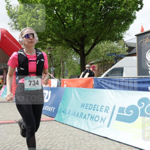 10.05.2026 - 8. Wedeler Halbmarathon Yannick Fuchs http://msf.ph/oto/9728563 10.05.2026 12:13:33 Ziel 734 meine-sportfotos.de