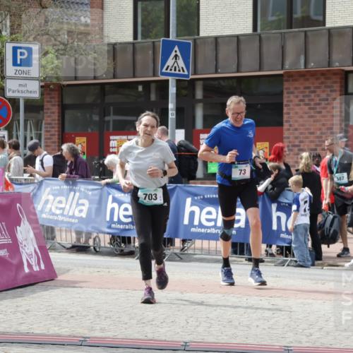 10.05.2026 - 8. Wedeler Halbmarathon Yannick Fuchs http://msf.ph/oto/9728577 10.05.2026 12:13:37 Ziel 73, 703 meine-sportfotos.de