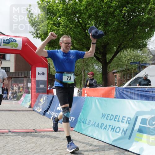 10.05.2026 - 8. Wedeler Halbmarathon Yannick Fuchs http://msf.ph/oto/9728666 10.05.2026 12:13:41 Ziel 73, 703 meine-sportfotos.de