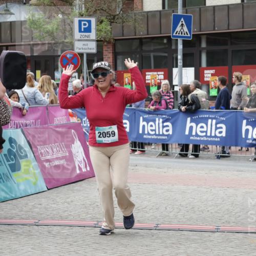 10.05.2026 - 8. Wedeler Halbmarathon Yannick Fuchs http://msf.ph/oto/9728688 10.05.2026 11:42:49 Ziel 106, 2059 meine-sportfotos.de