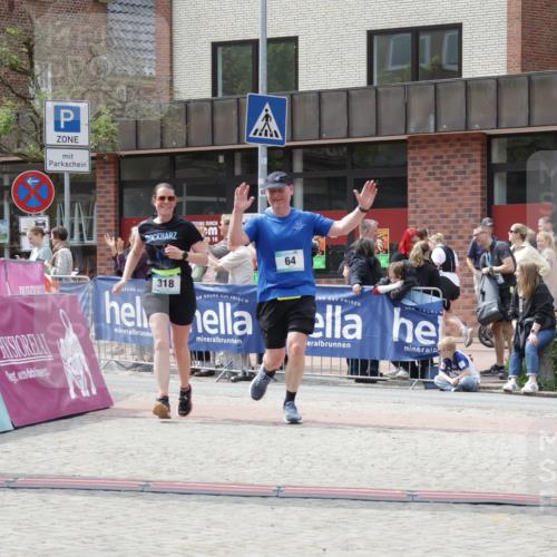 10.05.2026 - 8. Wedeler Halbmarathon Yannick Fuchs http://msf.ph/oto/9728698 10.05.2026 12:14:00 Ziel 64, 318 meine-sportfotos.de