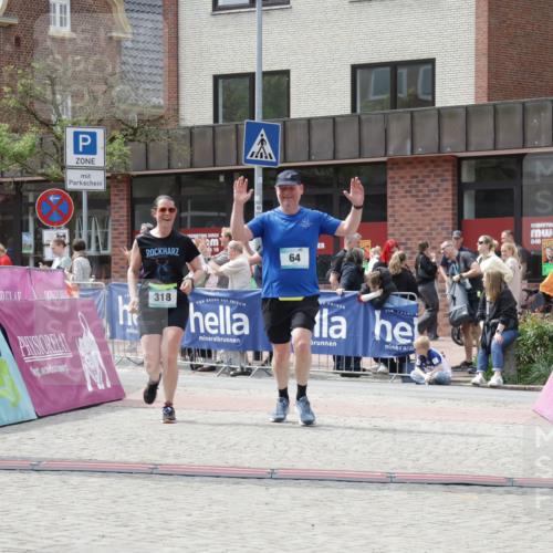 10.05.2026 - 8. Wedeler Halbmarathon Yannick Fuchs http://msf.ph/oto/9728711 10.05.2026 12:14:01 Ziel 64, 318 meine-sportfotos.de
