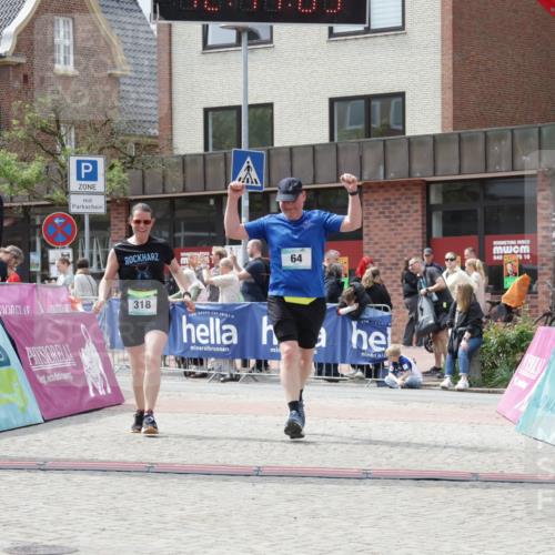 10.05.2026 - 8. Wedeler Halbmarathon Yannick Fuchs http://msf.ph/oto/9728717 10.05.2026 12:14:01 Ziel 64, 318 meine-sportfotos.de