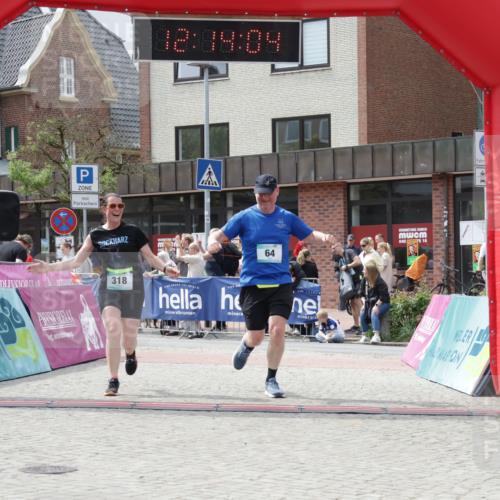 10.05.2026 - 8. Wedeler Halbmarathon Yannick Fuchs http://msf.ph/oto/9728731 10.05.2026 12:14:02 Ziel 64, 318 meine-sportfotos.de