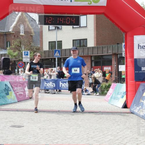 10.05.2026 - 8. Wedeler Halbmarathon Yannick Fuchs http://msf.ph/oto/9728746 10.05.2026 12:14:02 Ziel 64, 318 meine-sportfotos.de