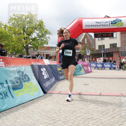 10.05.2026 - 8. Wedeler Halbmarathon Yannick Fuchs http://msf.ph/oto/9728799 10.05.2026 12:14:08 Ziel 64, 318, 2008 meine-sportfotos.de
