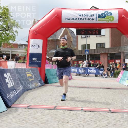 10.05.2026 - 8. Wedeler Halbmarathon Yannick Fuchs http://msf.ph/oto/9728985 10.05.2026 12:14:27 Ziel 446 meine-sportfotos.de