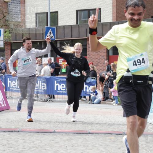 10.05.2026 - 8. Wedeler Halbmarathon Yannick Fuchs http://msf.ph/oto/9729076 10.05.2026 12:14:45 Ziel 494, 1009, 1021 meine-sportfotos.de
