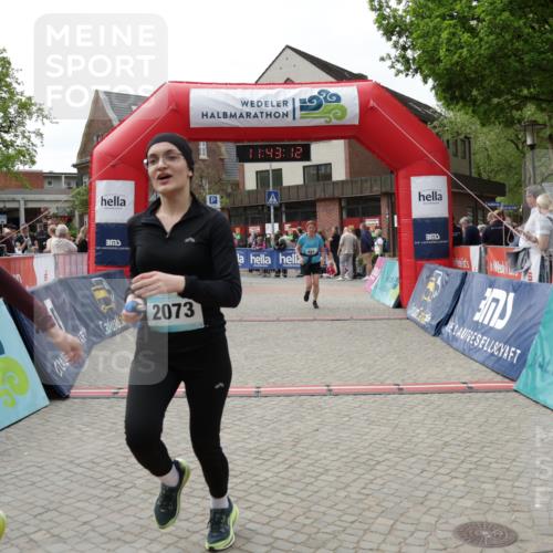 10.05.2026 - 8. Wedeler Halbmarathon Yannick Fuchs http://msf.ph/oto/9729090 10.05.2026 11:43:10 Ziel 331, 649, 650, 973, 2073, 2158 meine-sportfotos.de