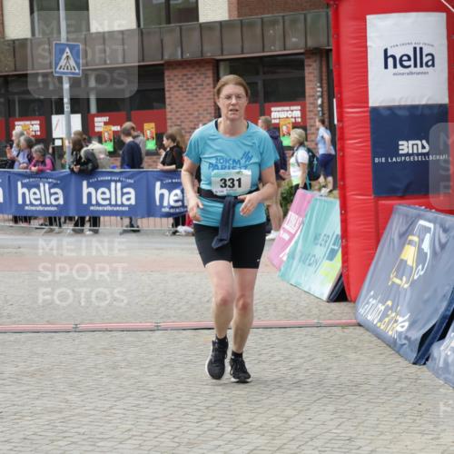 10.05.2026 - 8. Wedeler Halbmarathon Yannick Fuchs http://msf.ph/oto/9729117 10.05.2026 11:43:12 Ziel 331, 2073, 2158 meine-sportfotos.de
