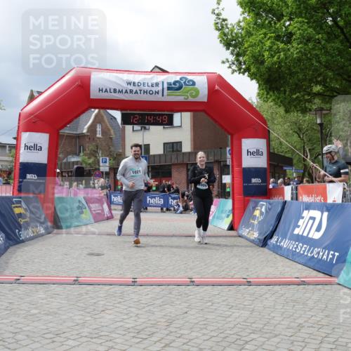 10.05.2026 - 8. Wedeler Halbmarathon Yannick Fuchs http://msf.ph/oto/9729119 10.05.2026 12:14:47 Ziel 231, 494, 1009, 1021 meine-sportfotos.de