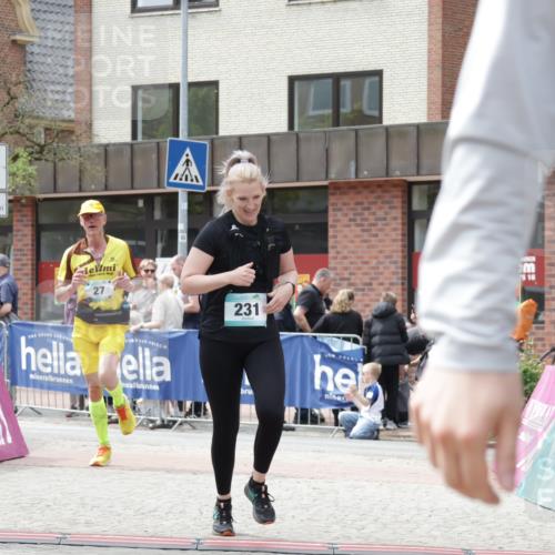 10.05.2026 - 8. Wedeler Halbmarathon Yannick Fuchs http://msf.ph/oto/9729138 10.05.2026 12:14:50 Ziel 27, 231, 494, 1009, 1021 meine-sportfotos.de