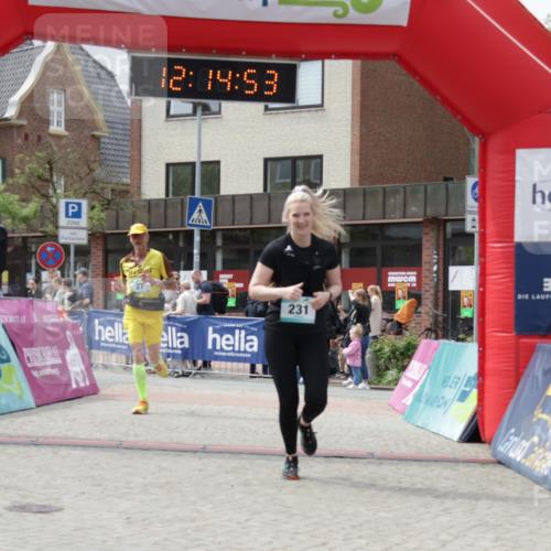 10.05.2026 - 8. Wedeler Halbmarathon Yannick Fuchs http://msf.ph/oto/9729157 10.05.2026 12:14:51 Ziel 27, 231, 1009, 1021 meine-sportfotos.de