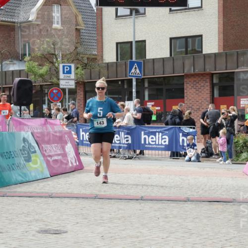 10.05.2026 - 8. Wedeler Halbmarathon Yannick Fuchs http://msf.ph/oto/9729232 10.05.2026 12:14:56 Ziel 27, 143, 231, 613, 615 meine-sportfotos.de
