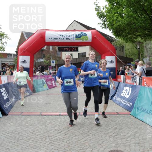 10.05.2026 - 8. Wedeler Halbmarathon Yannick Fuchs http://msf.ph/oto/9729306 10.05.2026 11:43:25 Ziel 85, 422, 646, 647, 648 meine-sportfotos.de