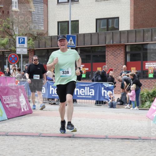 10.05.2026 - 8. Wedeler Halbmarathon Yannick Fuchs http://msf.ph/oto/9729498 10.05.2026 12:15:20 Ziel 338 meine-sportfotos.de
