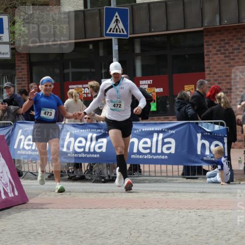 10.05.2026 - 8. Wedeler Halbmarathon Yannick Fuchs http://msf.ph/oto/9729572 10.05.2026 12:15:31 Ziel 473, 760, 2194 meine-sportfotos.de