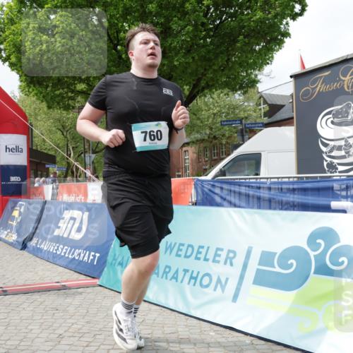 10.05.2026 - 8. Wedeler Halbmarathon Yannick Fuchs http://msf.ph/oto/9729697 10.05.2026 12:15:38 Ziel 473, 760 meine-sportfotos.de
