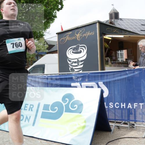 10.05.2026 - 8. Wedeler Halbmarathon Yannick Fuchs http://msf.ph/oto/9729702 10.05.2026 12:15:38 Ziel 473, 760 meine-sportfotos.de