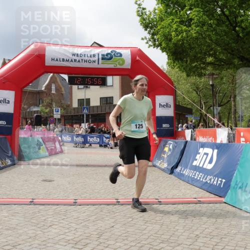10.05.2026 - 8. Wedeler Halbmarathon Yannick Fuchs http://msf.ph/oto/9729792 10.05.2026 12:15:54 Ziel 125, 2028 meine-sportfotos.de