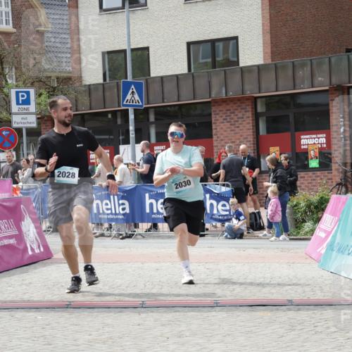 10.05.2026 - 8. Wedeler Halbmarathon Yannick Fuchs http://msf.ph/oto/9729837 10.05.2026 12:15:57 Ziel 125, 2028 meine-sportfotos.de