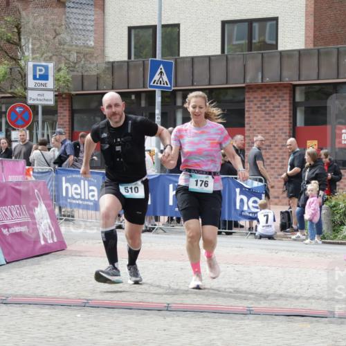 10.05.2026 - 8. Wedeler Halbmarathon Yannick Fuchs http://msf.ph/oto/9729916 10.05.2026 12:16:03 Ziel 176, 510, 2028 meine-sportfotos.de