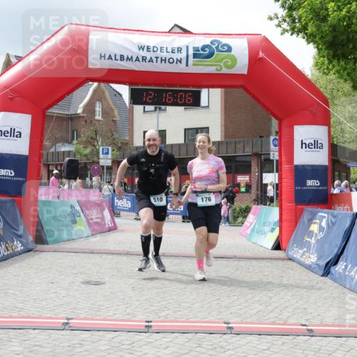 10.05.2026 - 8. Wedeler Halbmarathon Yannick Fuchs http://msf.ph/oto/9729954 10.05.2026 12:16:04 Ziel 176, 510 meine-sportfotos.de