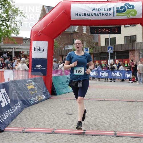 10.05.2026 - 8. Wedeler Halbmarathon Yannick Fuchs http://msf.ph/oto/9730037 10.05.2026 11:44:11 Ziel 195, 1016 meine-sportfotos.de