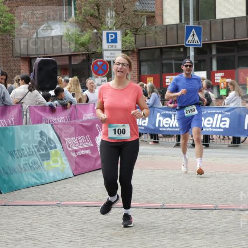 10.05.2026 - 8. Wedeler Halbmarathon Yannick Fuchs http://msf.ph/oto/9730099 10.05.2026 11:44:18 Ziel 100, 258, 2180 meine-sportfotos.de