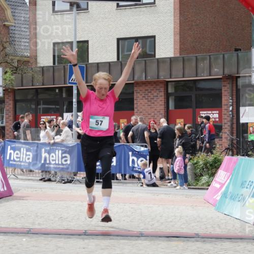 10.05.2026 - 8. Wedeler Halbmarathon Yannick Fuchs http://msf.ph/oto/9730119 10.05.2026 12:16:17 Ziel 57, 102 meine-sportfotos.de