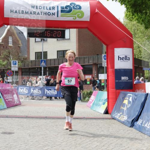 10.05.2026 - 8. Wedeler Halbmarathon Yannick Fuchs http://msf.ph/oto/9730141 10.05.2026 12:16:18 Ziel 57, 102 meine-sportfotos.de