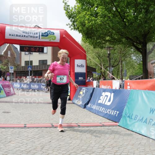 10.05.2026 - 8. Wedeler Halbmarathon Yannick Fuchs http://msf.ph/oto/9730159 10.05.2026 12:16:19 Ziel 57, 102 meine-sportfotos.de