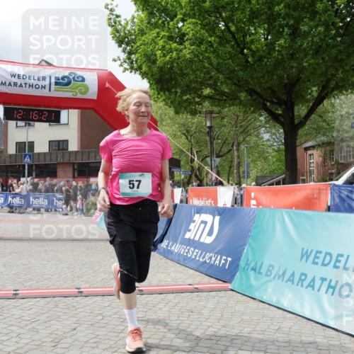 10.05.2026 - 8. Wedeler Halbmarathon Yannick Fuchs http://msf.ph/oto/9730168 10.05.2026 12:16:19 Ziel 57, 102 meine-sportfotos.de