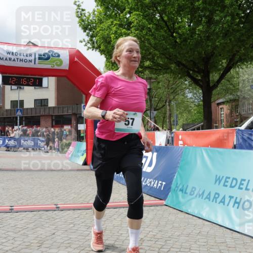 10.05.2026 - 8. Wedeler Halbmarathon Yannick Fuchs http://msf.ph/oto/9730174 10.05.2026 12:16:19 Ziel 57, 102 meine-sportfotos.de