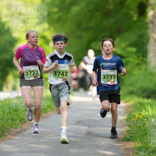 09.05.2026 - Störlauf LAZAROV Photography http://msf.ph/oto/9730264 09.05.2026 17:19:30 Laufen 3727, 3742, 3737 meine-sportfotos.de