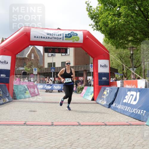 10.05.2026 - 8. Wedeler Halbmarathon Yannick Fuchs http://msf.ph/oto/9730292 10.05.2026 12:16:36 Ziel 430 meine-sportfotos.de