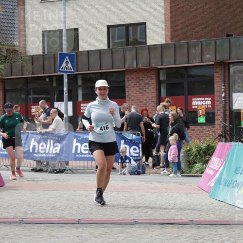 10.05.2026 - 8. Wedeler Halbmarathon Yannick Fuchs http://msf.ph/oto/9730348 10.05.2026 12:16:40 Ziel 416, 430, 732 meine-sportfotos.de