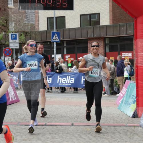 10.05.2026 - 8. Wedeler Halbmarathon Yannick Fuchs http://msf.ph/oto/9730353 10.05.2026 11:44:33 Ziel 221, 907 meine-sportfotos.de