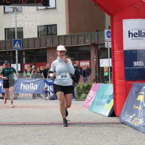 10.05.2026 - 8. Wedeler Halbmarathon Yannick Fuchs http://msf.ph/oto/9730354 10.05.2026 12:16:41 Ziel 416, 430, 732, 822 meine-sportfotos.de