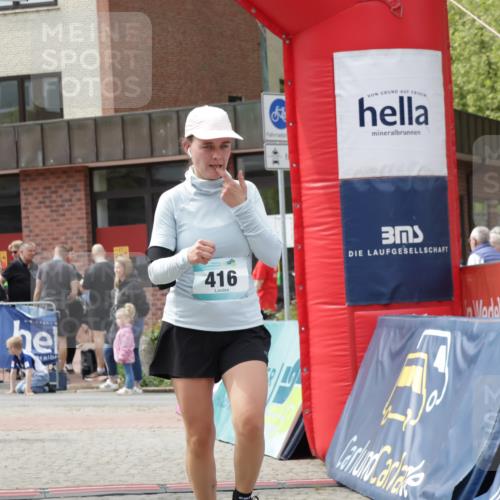 10.05.2026 - 8. Wedeler Halbmarathon Yannick Fuchs http://msf.ph/oto/9730365 10.05.2026 12:16:42 Ziel 58, 260, 416, 732, 822 meine-sportfotos.de