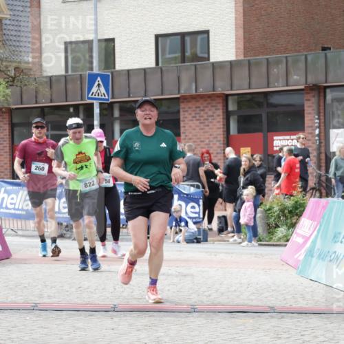 10.05.2026 - 8. Wedeler Halbmarathon Yannick Fuchs http://msf.ph/oto/9730382 10.05.2026 12:16:43 Ziel 58, 260, 416, 732, 822 meine-sportfotos.de