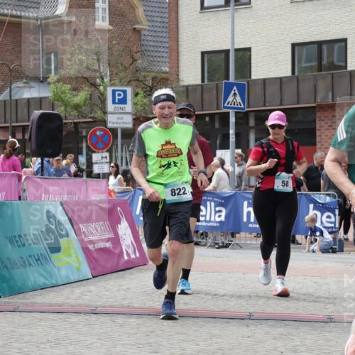 10.05.2026 - 8. Wedeler Halbmarathon Yannick Fuchs http://msf.ph/oto/9730409 10.05.2026 12:16:45 Ziel 58, 260, 416, 732, 822 meine-sportfotos.de