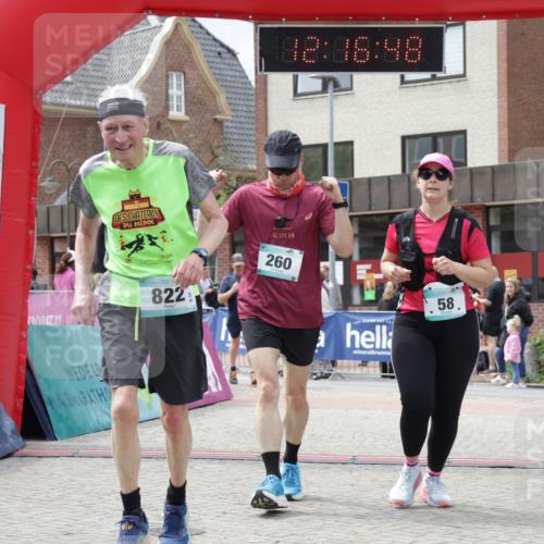 10.05.2026 - 8. Wedeler Halbmarathon Yannick Fuchs http://msf.ph/oto/9730438 10.05.2026 12:16:46 Ziel 58, 260, 416, 497, 732, 822 meine-sportfotos.de