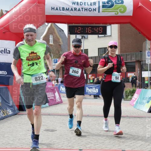 10.05.2026 - 8. Wedeler Halbmarathon Yannick Fuchs http://msf.ph/oto/9730452 10.05.2026 12:16:47 Ziel 58, 260, 416, 497, 732, 822 meine-sportfotos.de