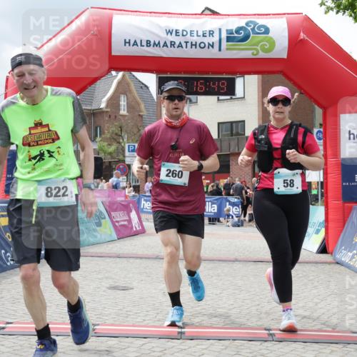 10.05.2026 - 8. Wedeler Halbmarathon Yannick Fuchs http://msf.ph/oto/9730458 10.05.2026 12:16:47 Ziel 58, 260, 416, 497, 732, 822 meine-sportfotos.de