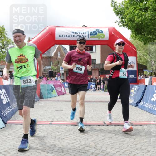 10.05.2026 - 8. Wedeler Halbmarathon Yannick Fuchs http://msf.ph/oto/9730469 10.05.2026 12:16:48 Ziel 58, 260, 497, 732, 822 meine-sportfotos.de