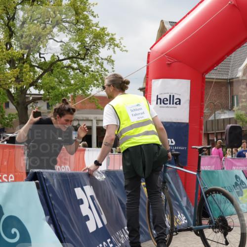 10.05.2026 - 8. Wedeler Halbmarathon Yannick Fuchs http://msf.ph/oto/9730549 10.05.2026 12:17:32 Ziel 563, 690 meine-sportfotos.de
