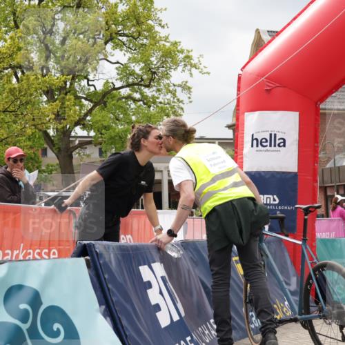 10.05.2026 - 8. Wedeler Halbmarathon Yannick Fuchs http://msf.ph/oto/9730556 10.05.2026 12:17:33 Ziel 563, 690 meine-sportfotos.de
