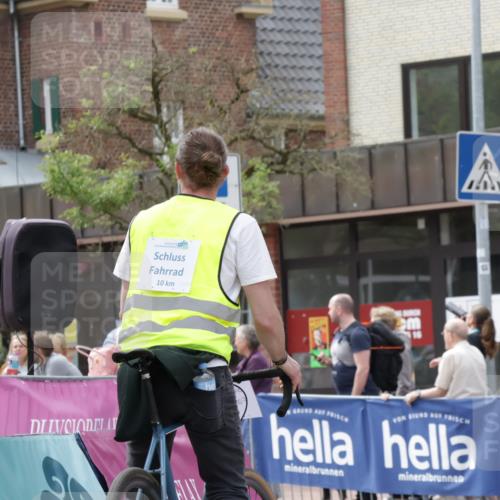 10.05.2026 - 8. Wedeler Halbmarathon Yannick Fuchs http://msf.ph/oto/9730609 10.05.2026 12:17:48 Ziel  meine-sportfotos.de